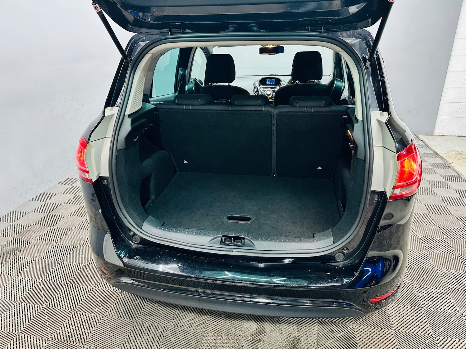 Used Ford B-MAX 2015 for sale - 76848614: Photo 17