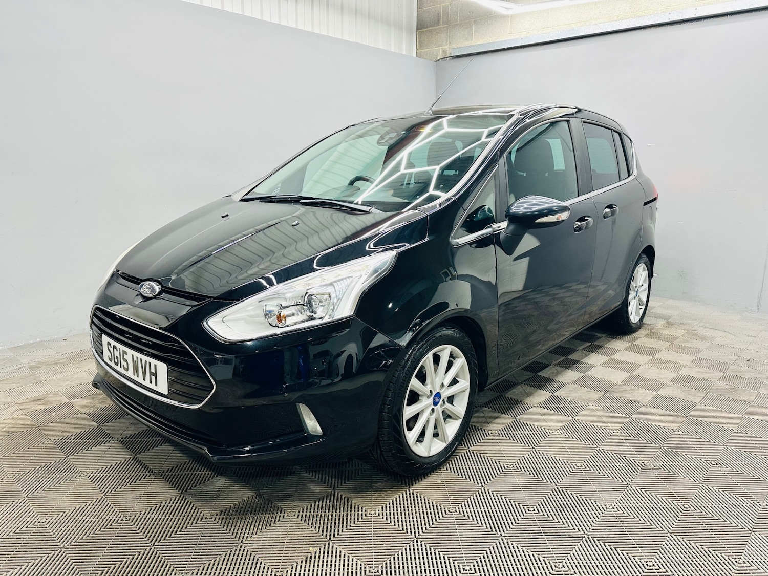 Used Ford B-MAX 2015 for sale - 76848614: Photo 4
