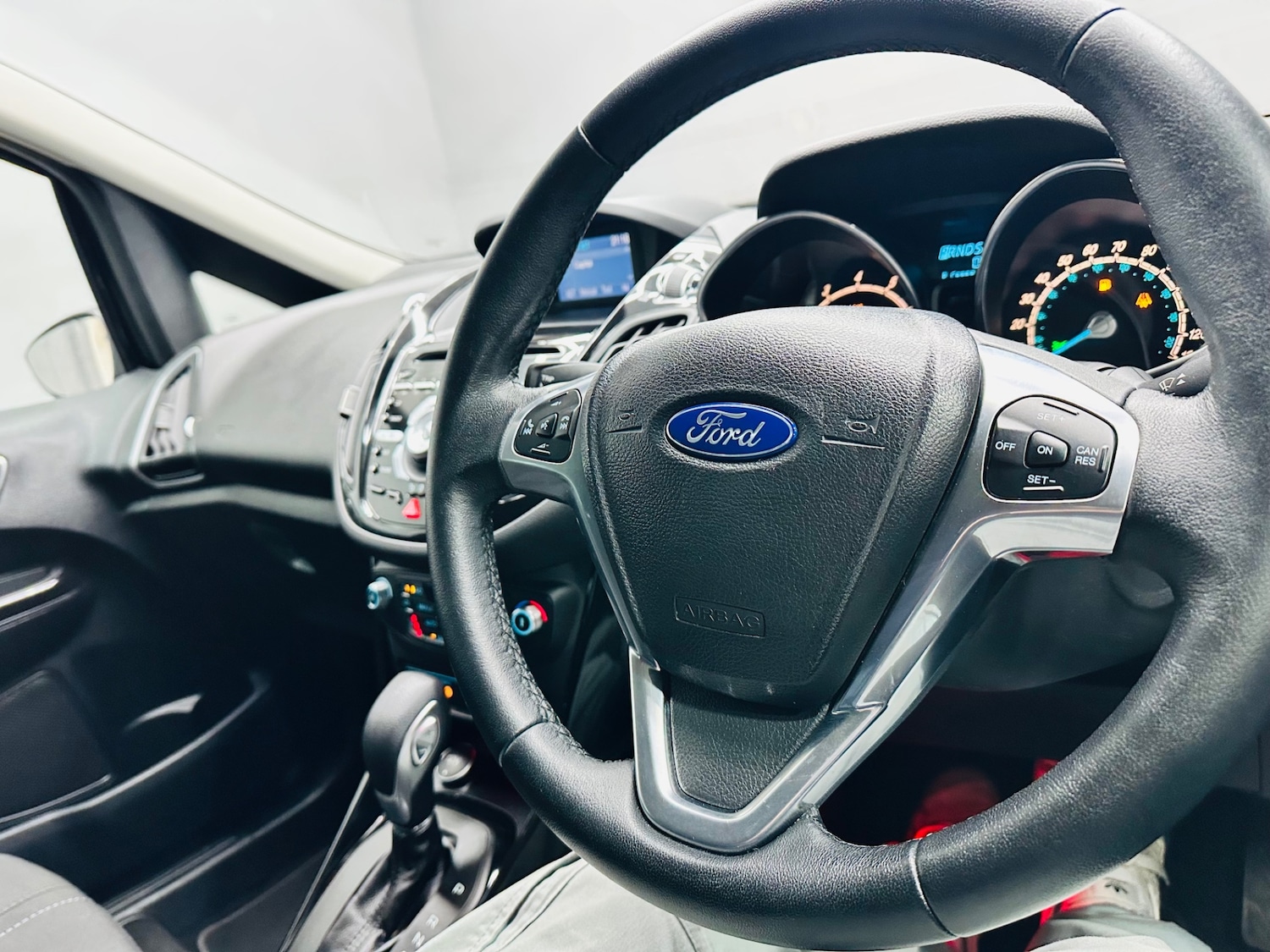 Used Ford B-MAX 2015 for sale - 76848614: Photo 8