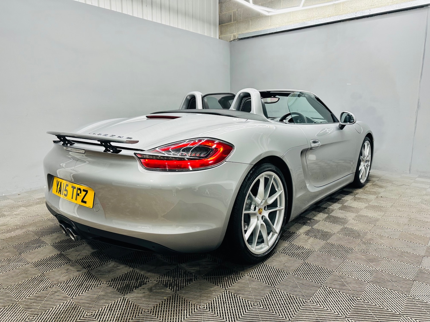 Used Porsche Boxster 2015 for sale - 77251067: Photo 28