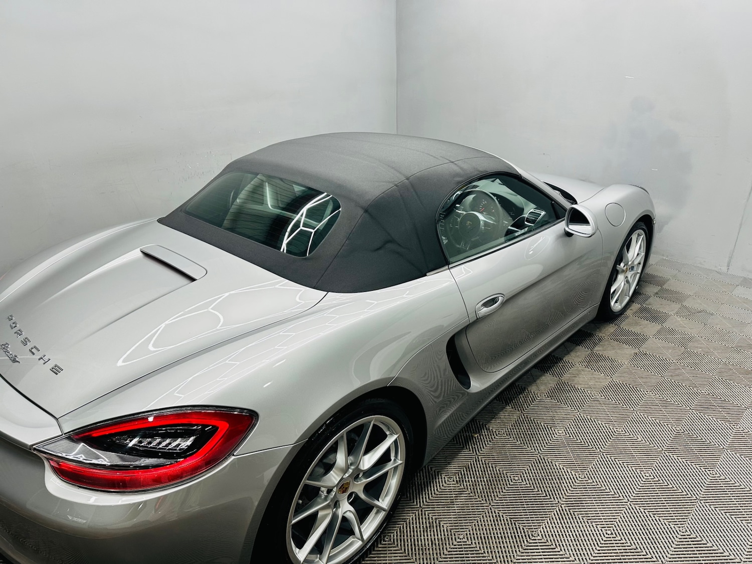 Used Porsche Boxster 2015 for sale - 77251067: Photo 29