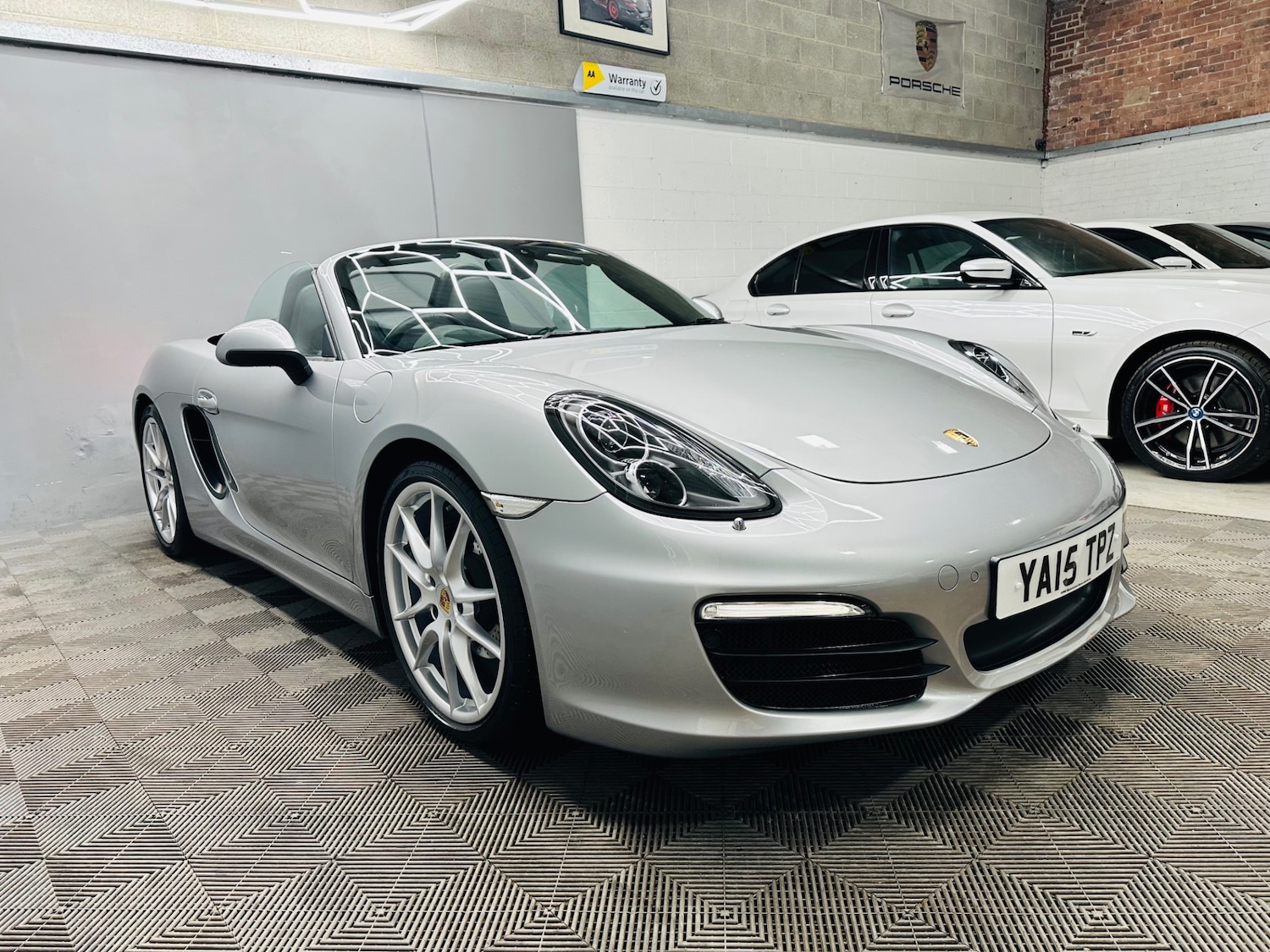 Used Porsche Boxster 2015 for sale - 77251067: Photo 3