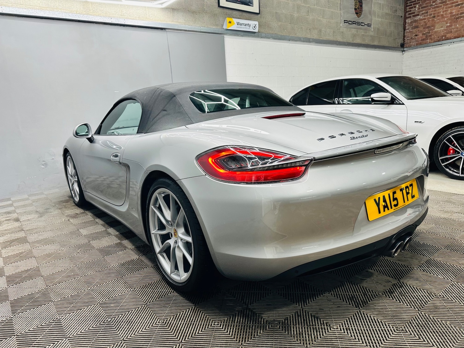 Used Porsche Boxster 2015 for sale - 77251067: Photo 34