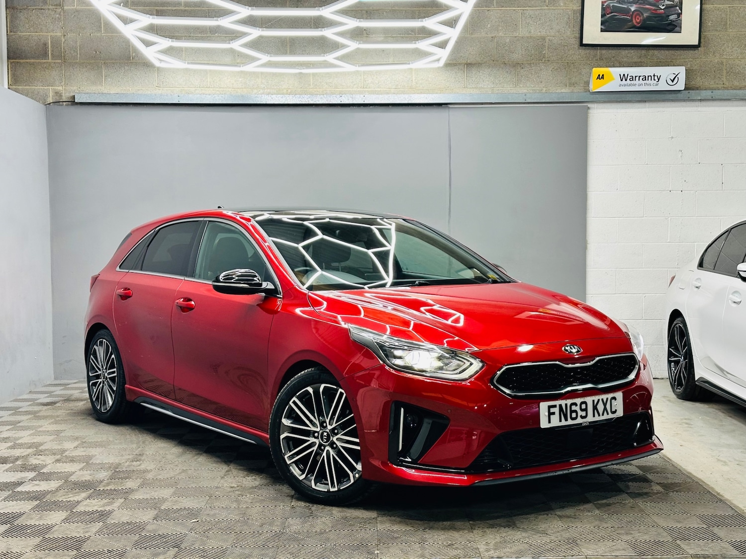 Used Kia Ceed 2019 for sale - 76907803: Photo 2