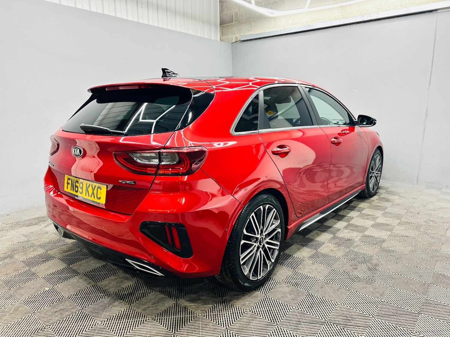 Used Kia Ceed 2019 for sale - 76907803: Photo 32