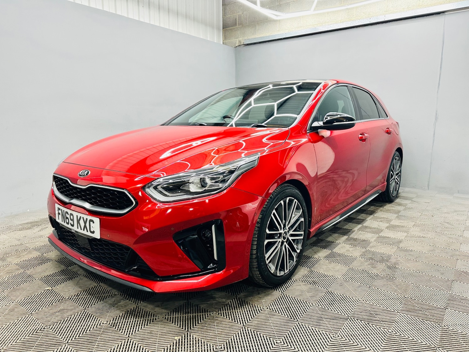 Used Kia Ceed 2019 for sale - 76907803: Photo 4