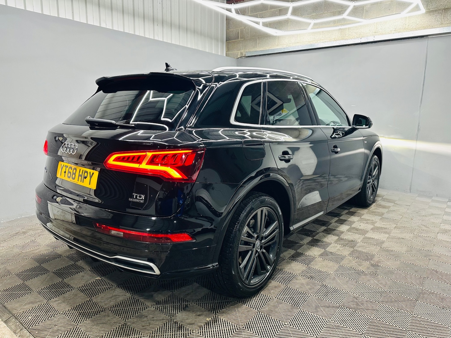 Used Audi Q5 2018 for sale - 77187866: Photo 31
