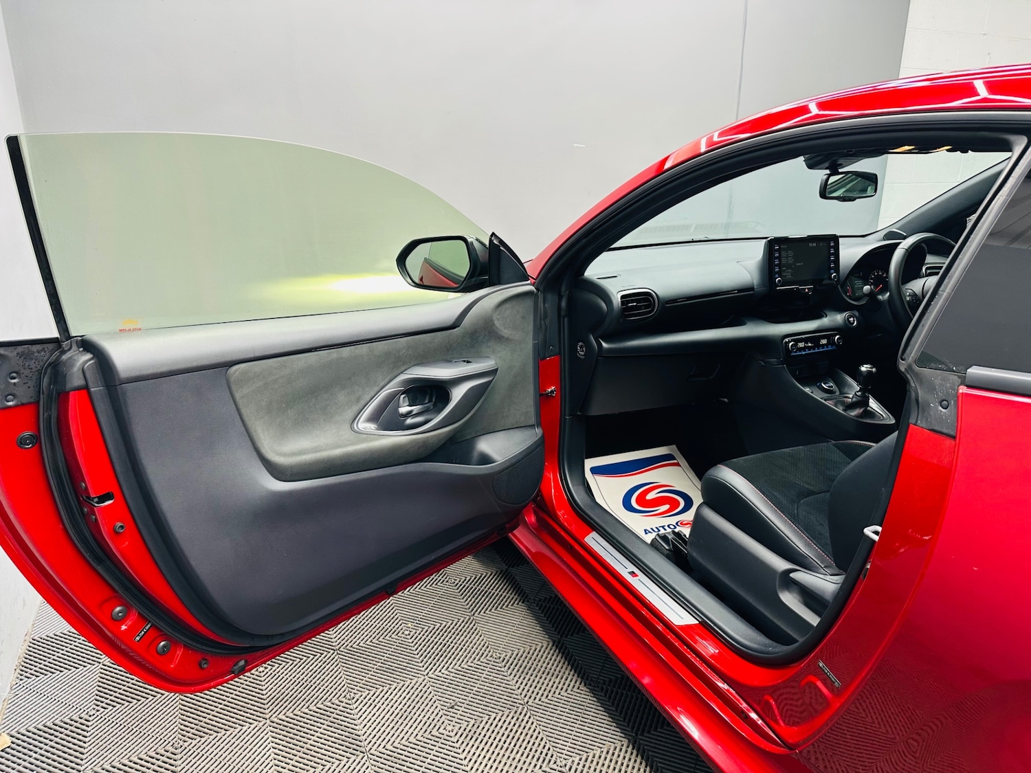 Used Toyota Yaris 2021 for sale - 75922984: Photo 10