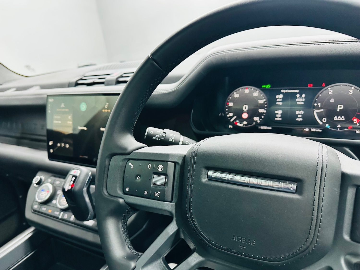 Used Land Rover Defender 2025 for sale - 77183328: Photo 13