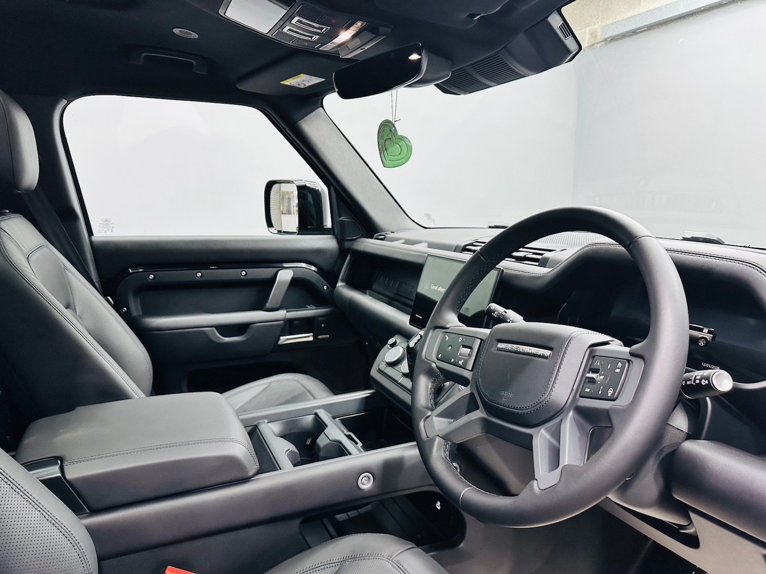 Used Land Rover Defender 2025 for sale - 77183328: Photo 19