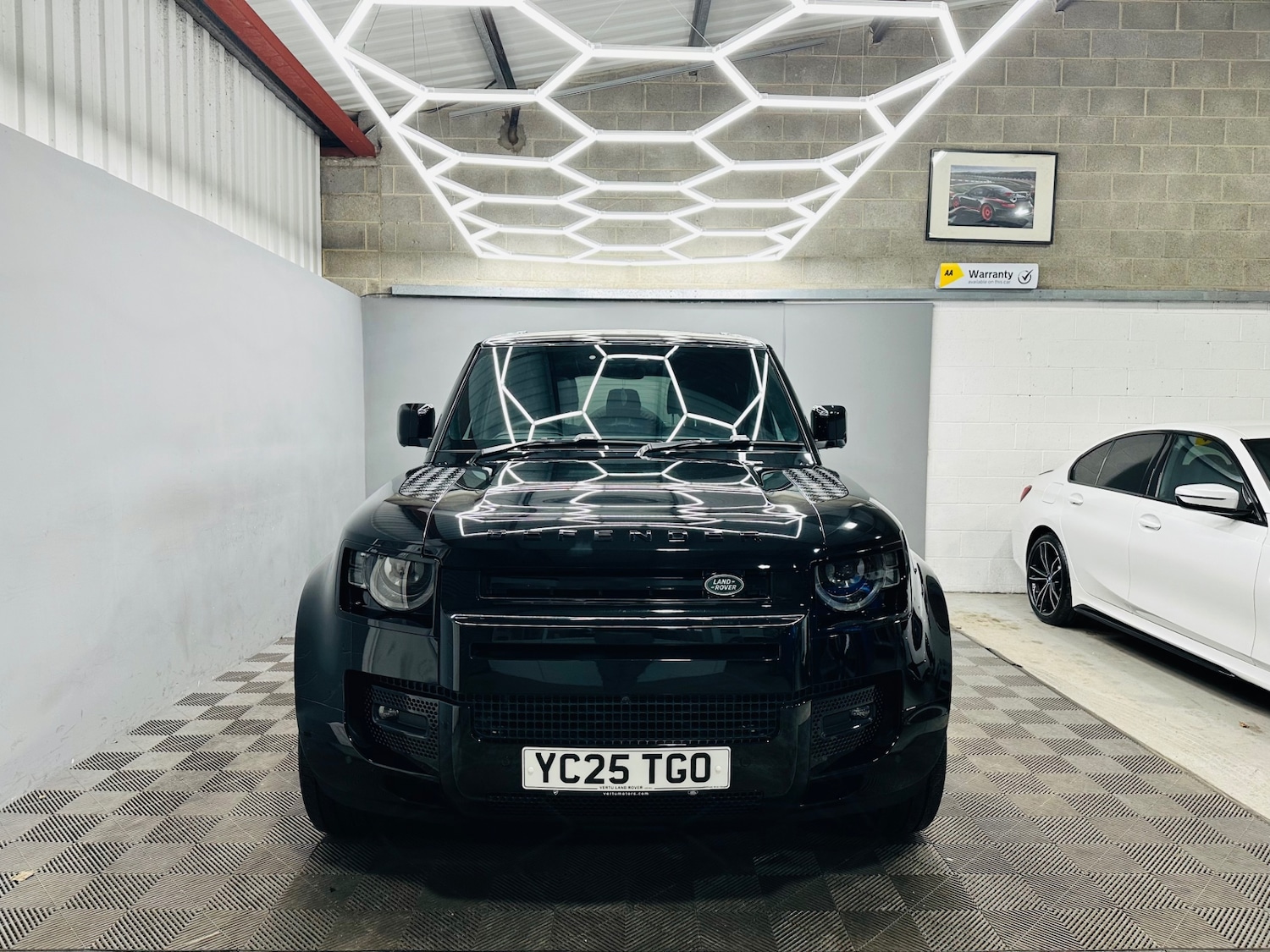 Used Land Rover Defender 2025 for sale - 77183328: Photo 6