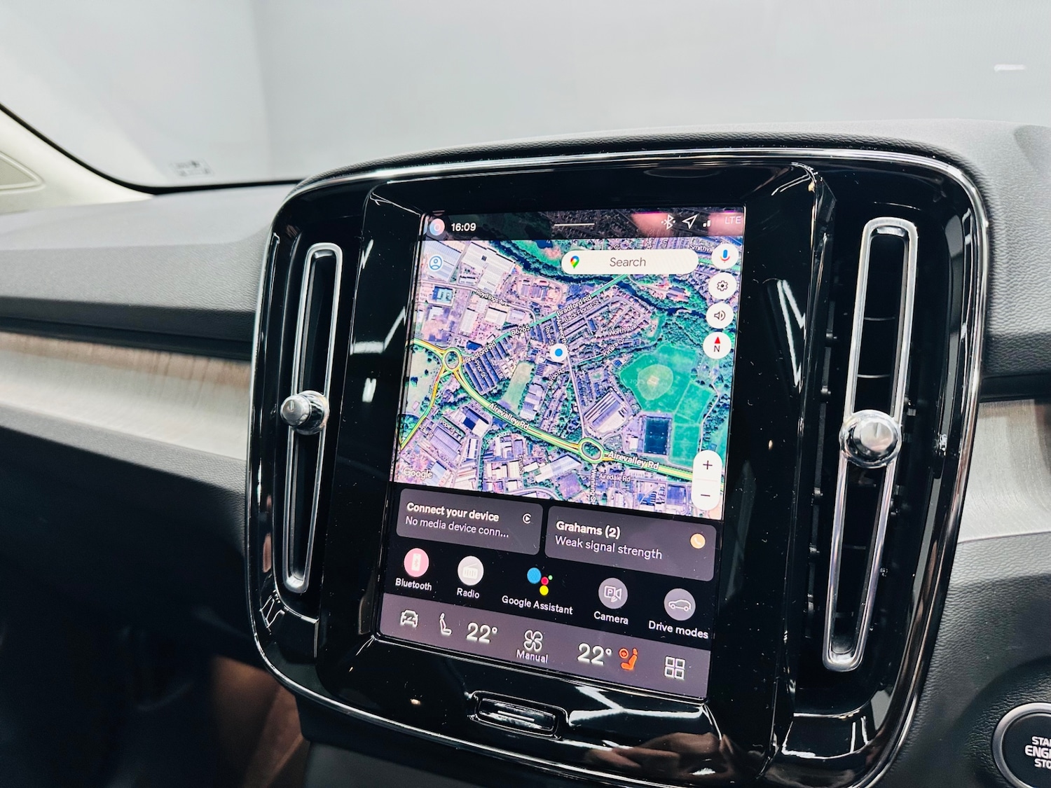 Used Volvo XC40 2025 for sale - 77148714: Photo 11