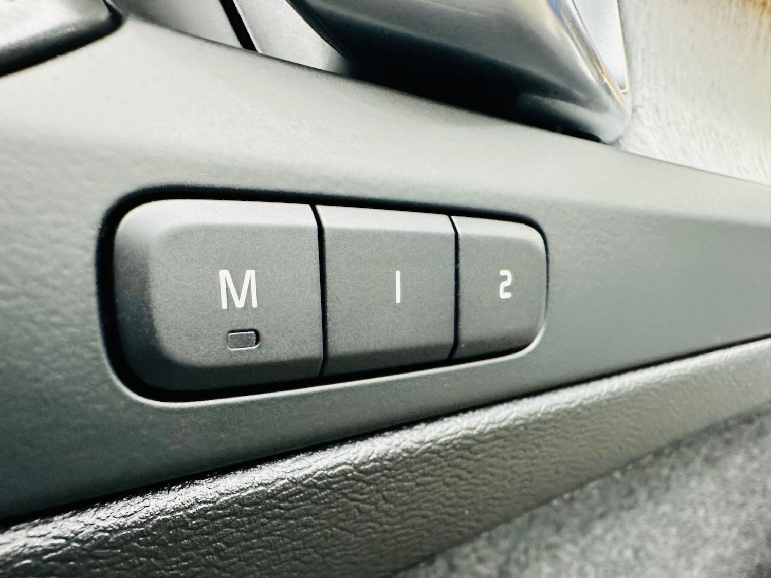 Used Volvo XC40 2025 for sale - 77148714: Photo 19