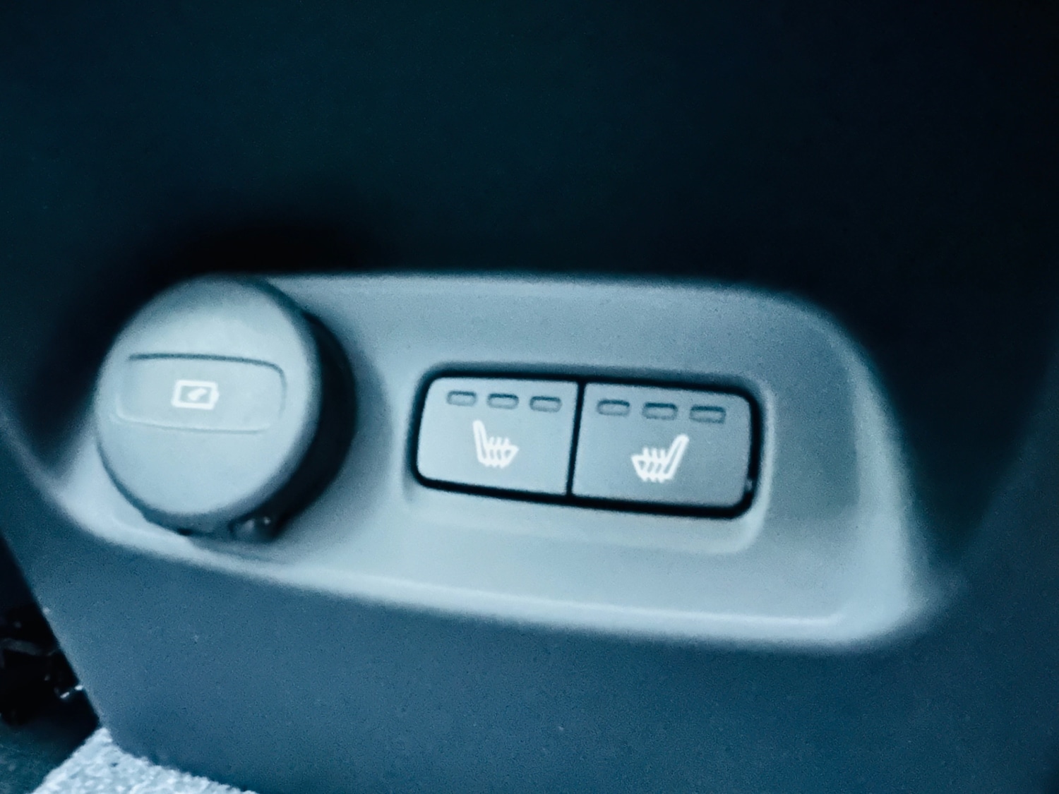 Used Volvo XC40 2025 for sale - 77148714: Photo 25