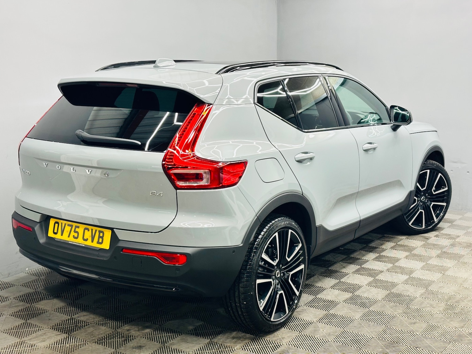 Used Volvo XC40 2025 for sale - 77148714: Photo 7