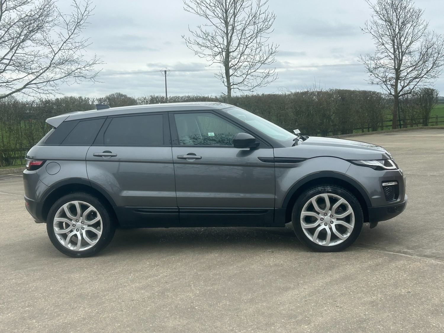Used Land Rover Range Rover Evoque 2018 for sale - 77877838: Photo 2