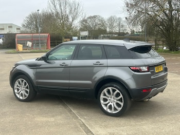 Used Land Rover Range Rover Evoque 2018 for sale - 77877838: Photo