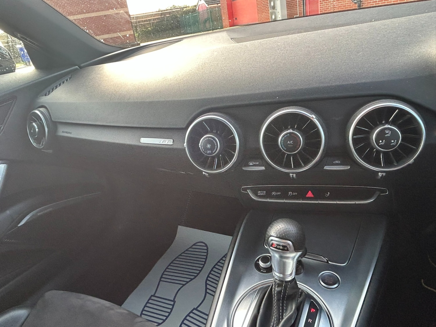 Used Audi TT 2017 for sale - 76576580: Photo 8