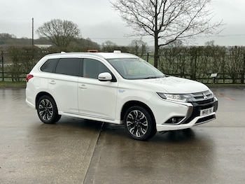Used Mitsubishi Outlander 2018 for sale - 77261235: Photo