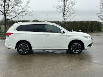 Used Mitsubishi Outlander 2018 for sale - 77261235: Photo