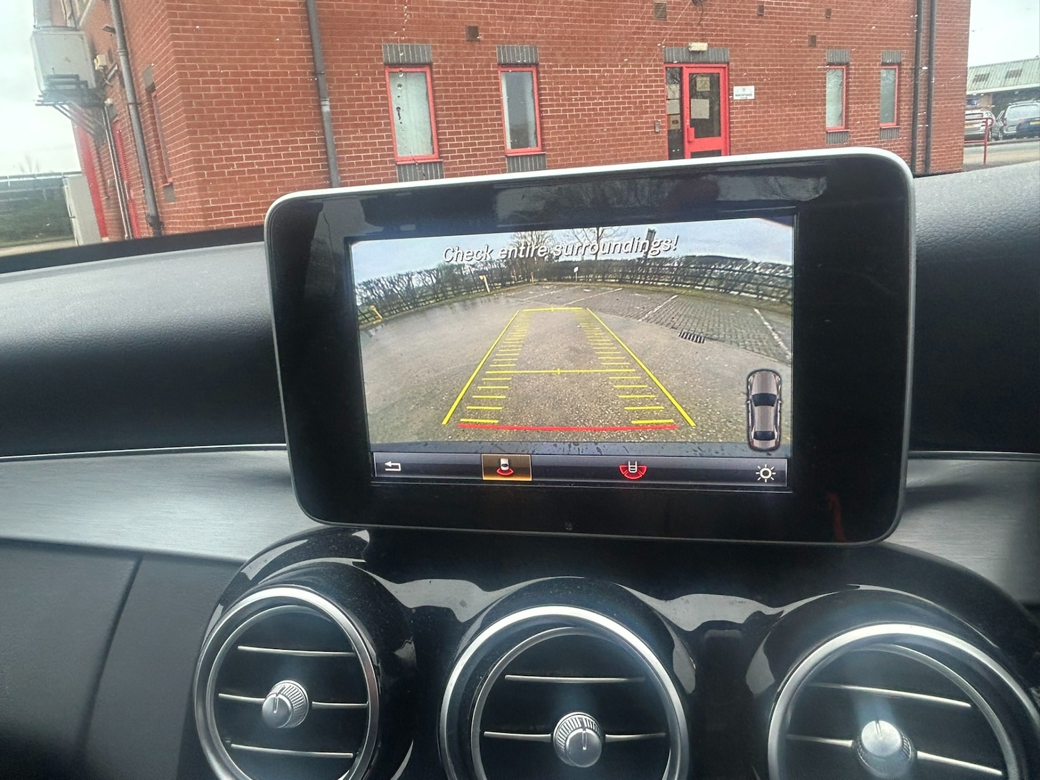 Used Mercedes-Benz C Class 2017 for sale - 76818099: Photo 10