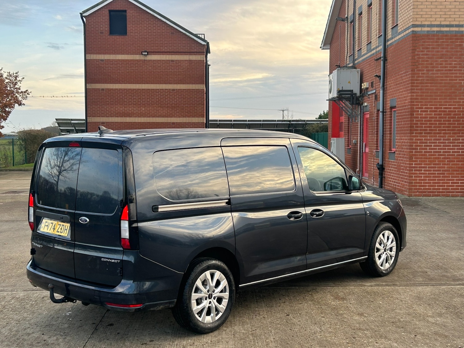 Used Ford Transit Connect 2024 for sale - 76835033: Photo 3