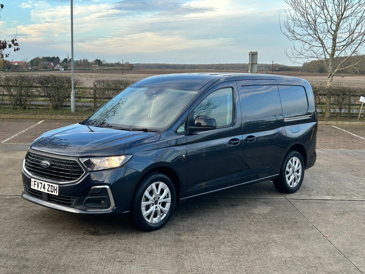 Used Ford Transit Connect 2024 for sale - 76835033: Photo 6