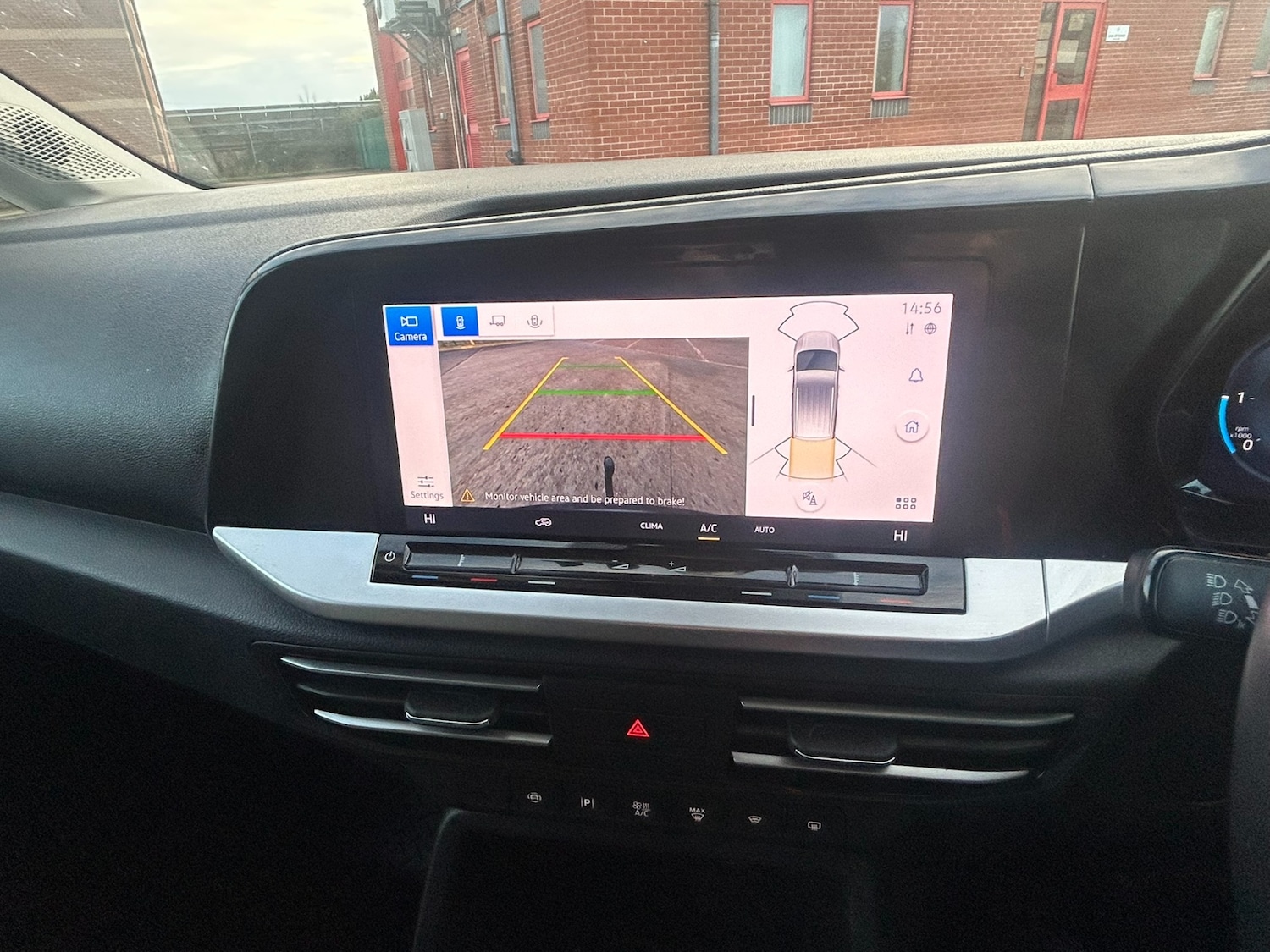 Used Ford Transit Connect 2024 for sale - 76835033: Photo 9