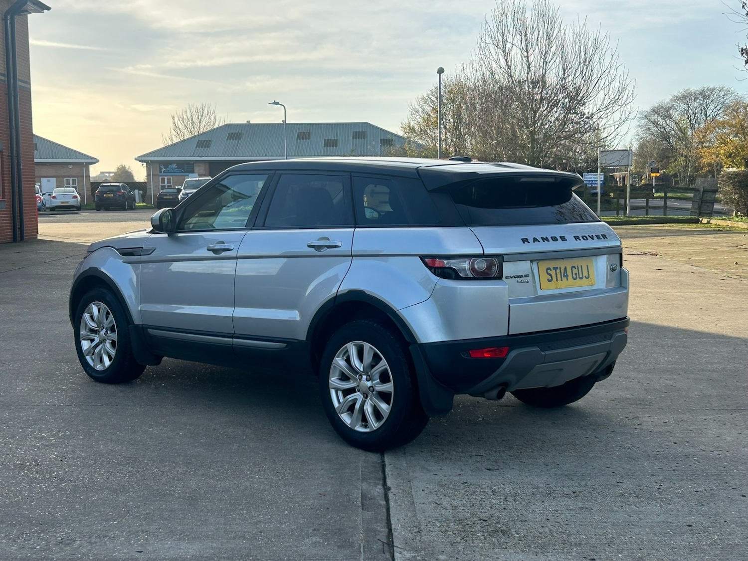 Used Land Rover Range Rover Evoque 2014 for sale - 76577184: Photo 4