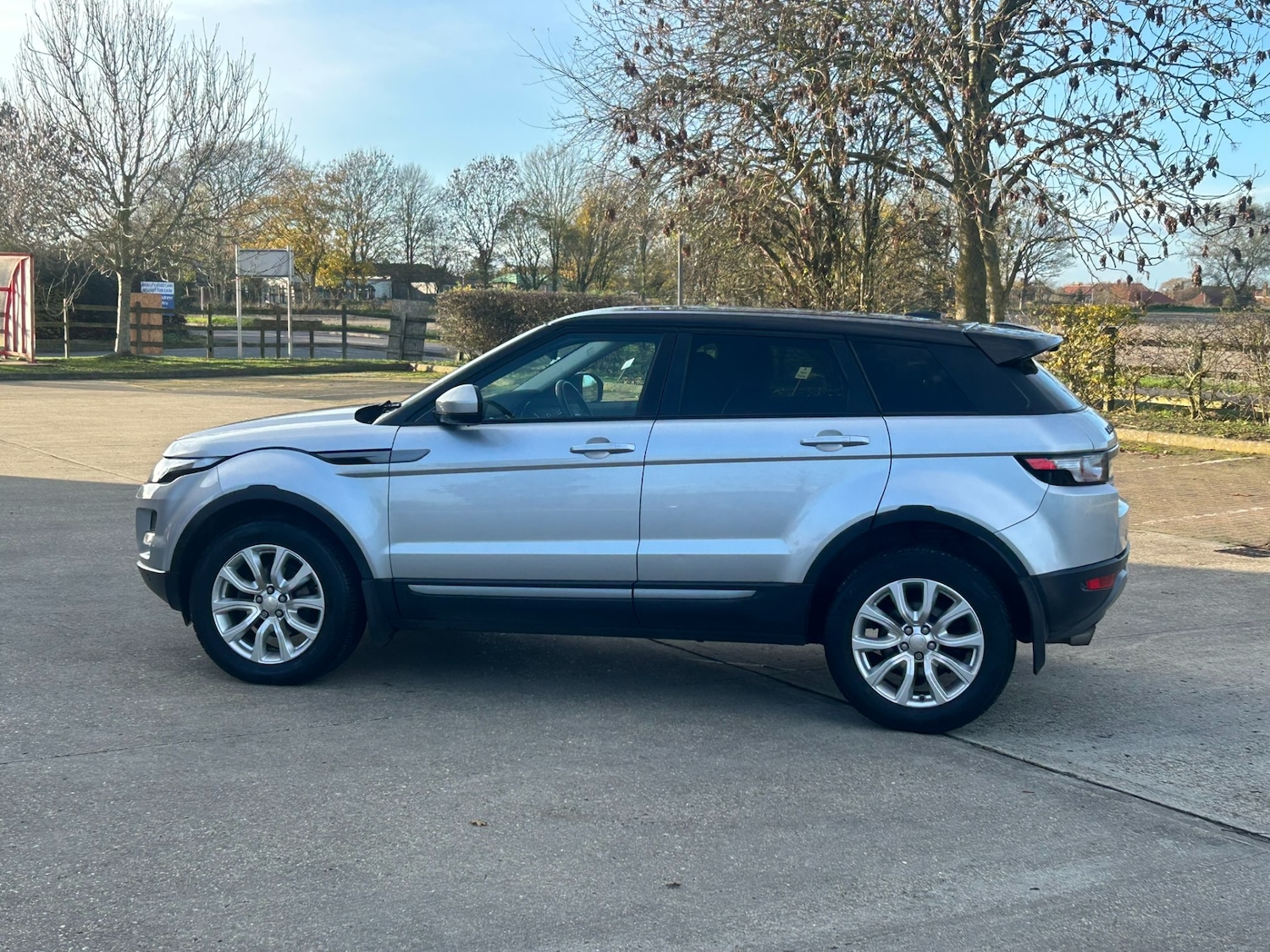 Used Land Rover Range Rover Evoque 2014 for sale - 76577184: Photo 5