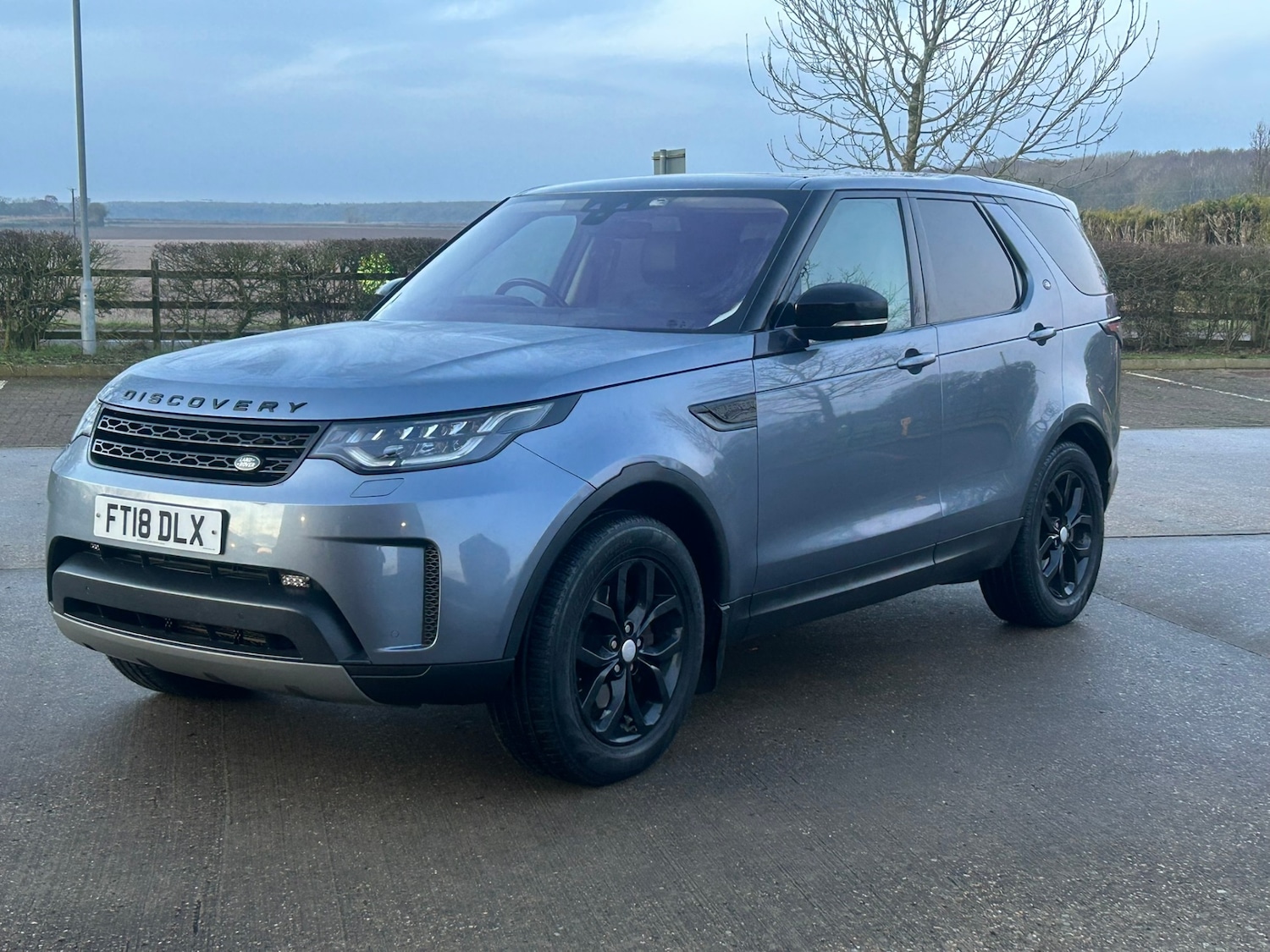 Used Land Rover Discovery 2018 for sale - 77300667: Photo 6