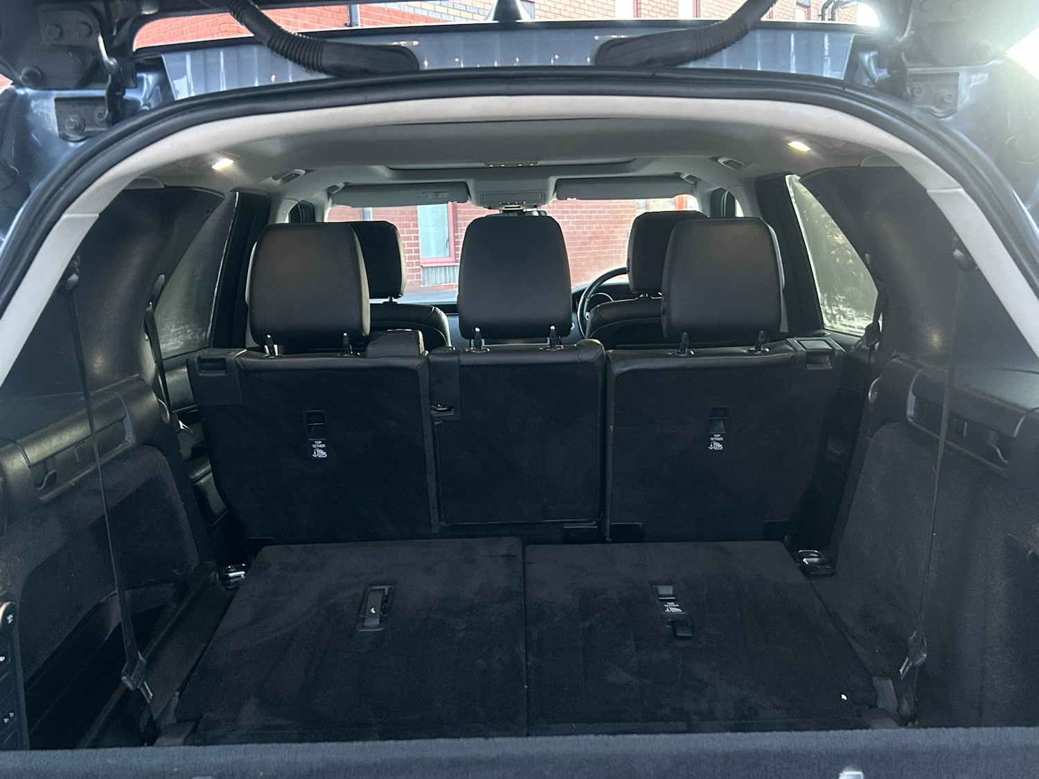 Used Land Rover Discovery 2018 for sale - 77300667: Photo 7