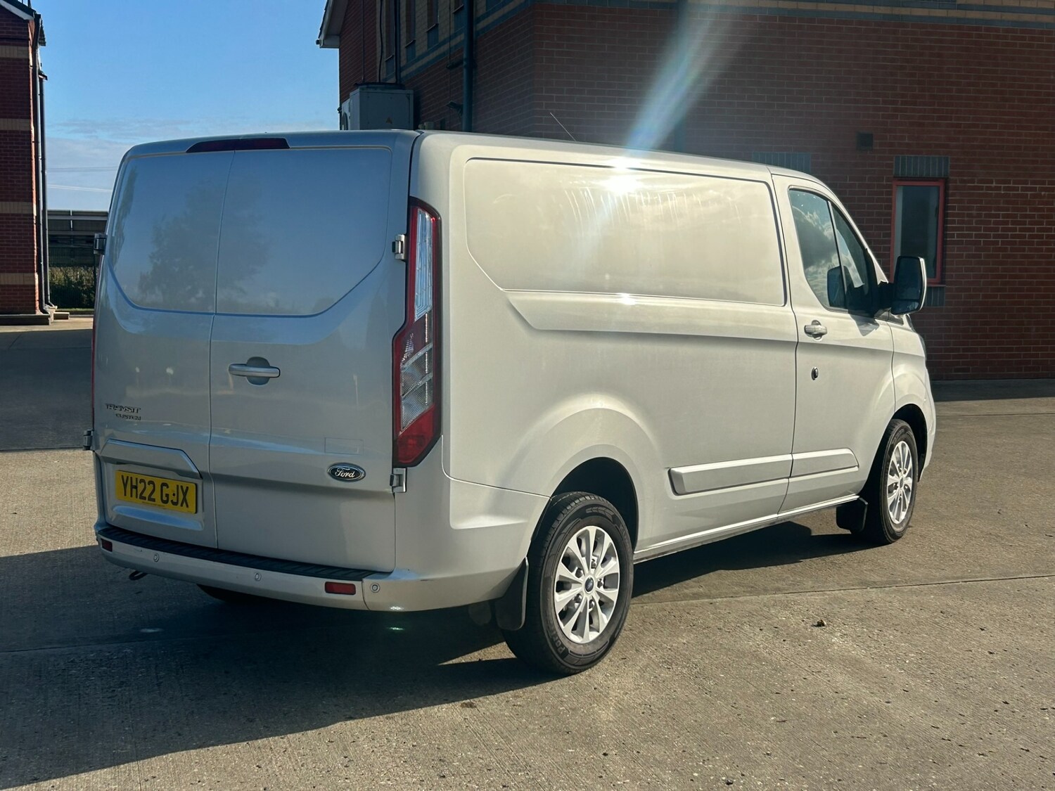 Used Ford Transit Custom 2022 for sale - 76076138: Photo 3