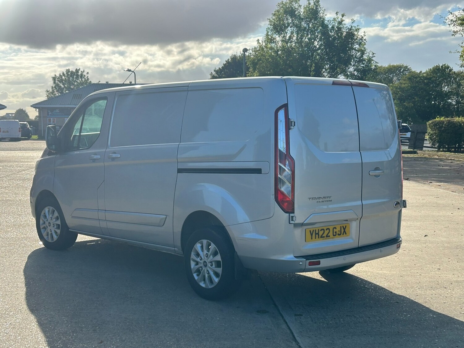 Used Ford Transit Custom 2022 for sale - 76076138: Photo 4