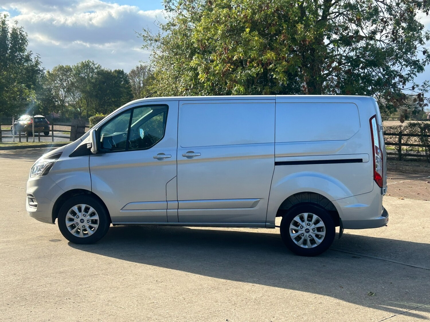 Used Ford Transit Custom 2022 for sale - 76076138: Photo 5