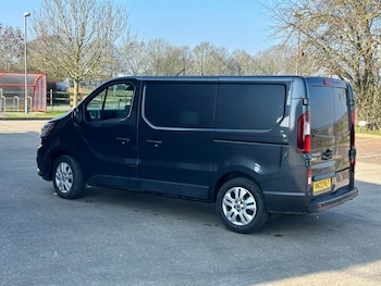 Used Renault Trafic 2022 for sale - 77900858: Photo
