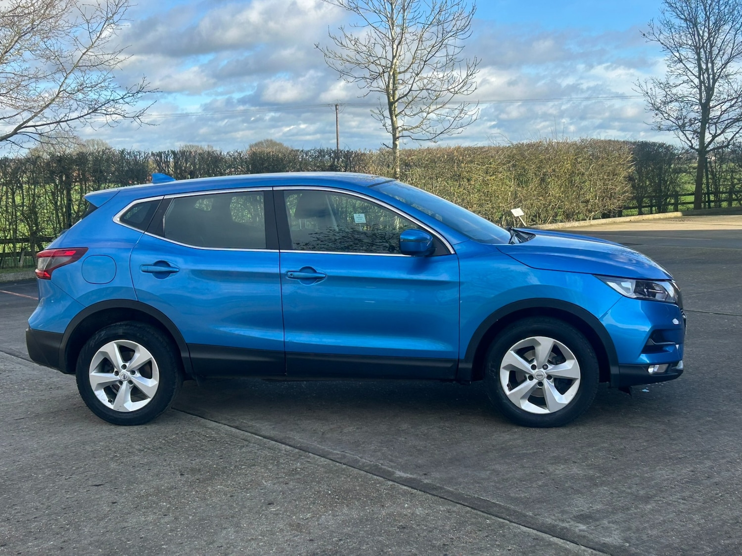 Used Nissan Qashqai 2018 for sale - 77590137: Photo 2