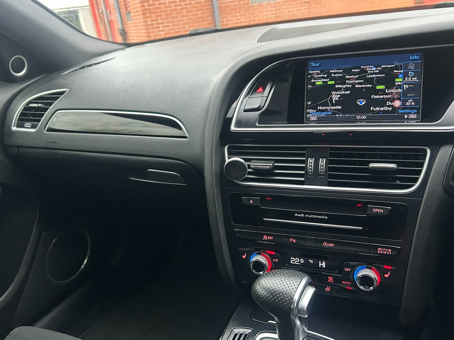 Used Audi A4 2015 for sale - 77032863: Photo 9