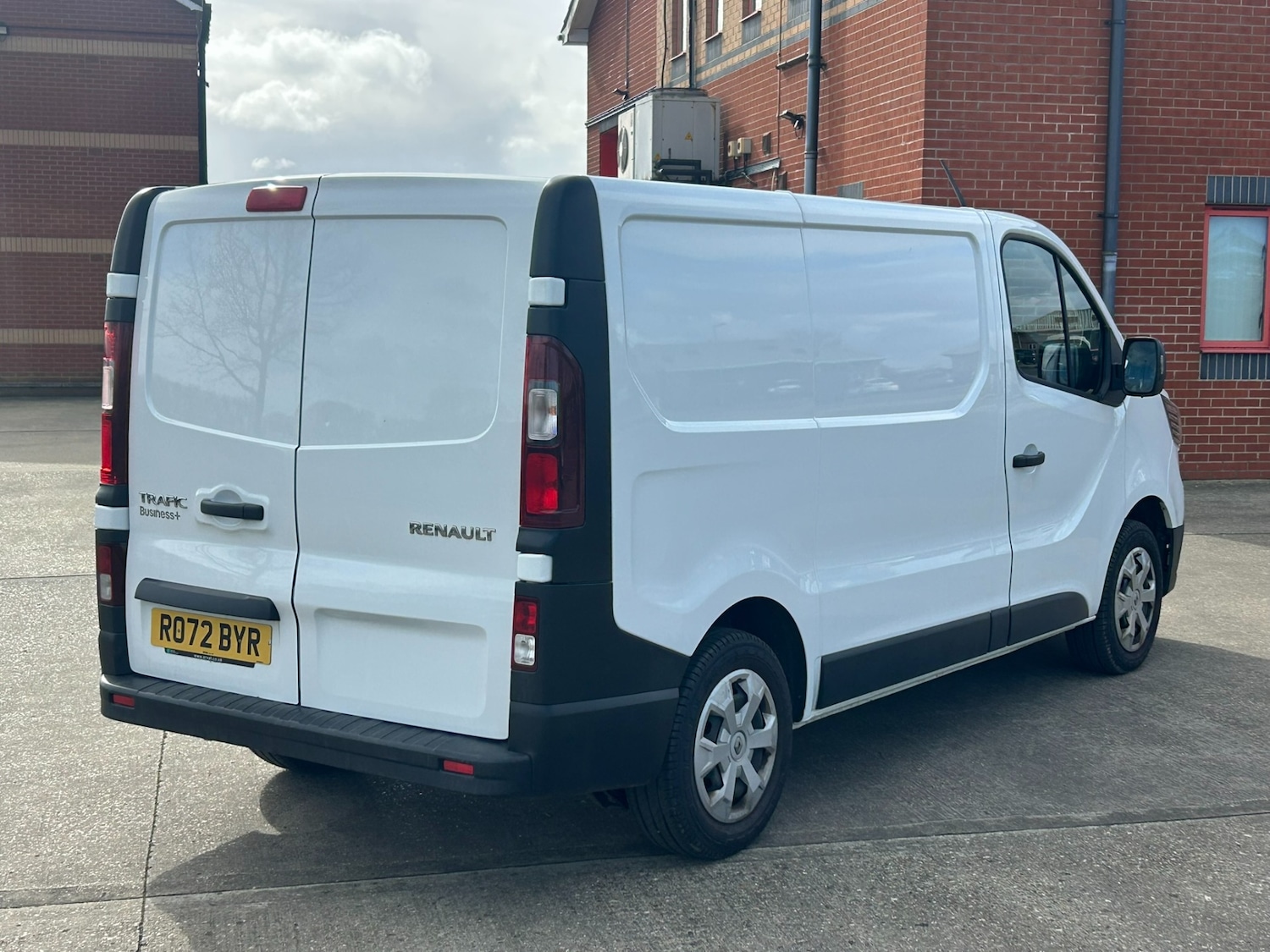 Used Renault Trafic 2022 for sale - 78011590: Photo 3