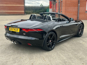 Used Jaguar F-Type 2017 for sale - 76218533: Photo 3