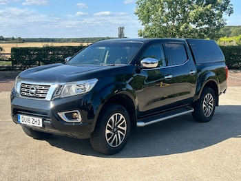 Used Nissan Navara 2018 for sale - 75526857: Photo