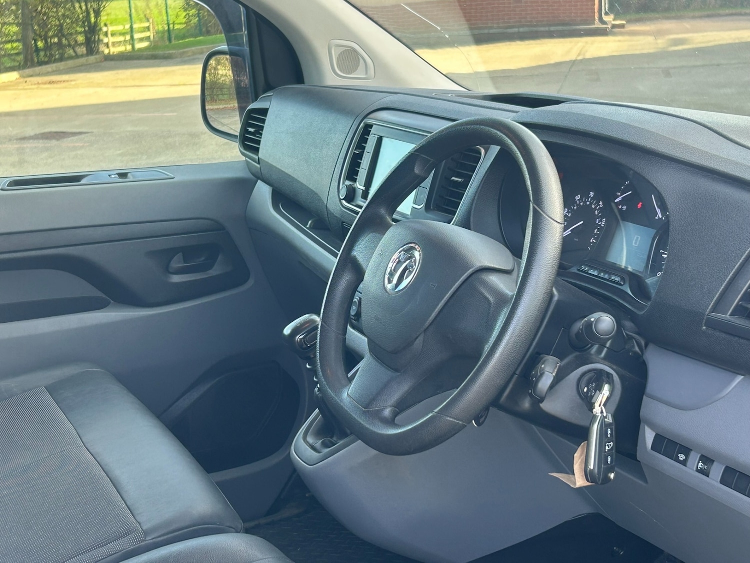 Used Vauxhall Vivaro 2022 for sale - 76576962: Photo 6