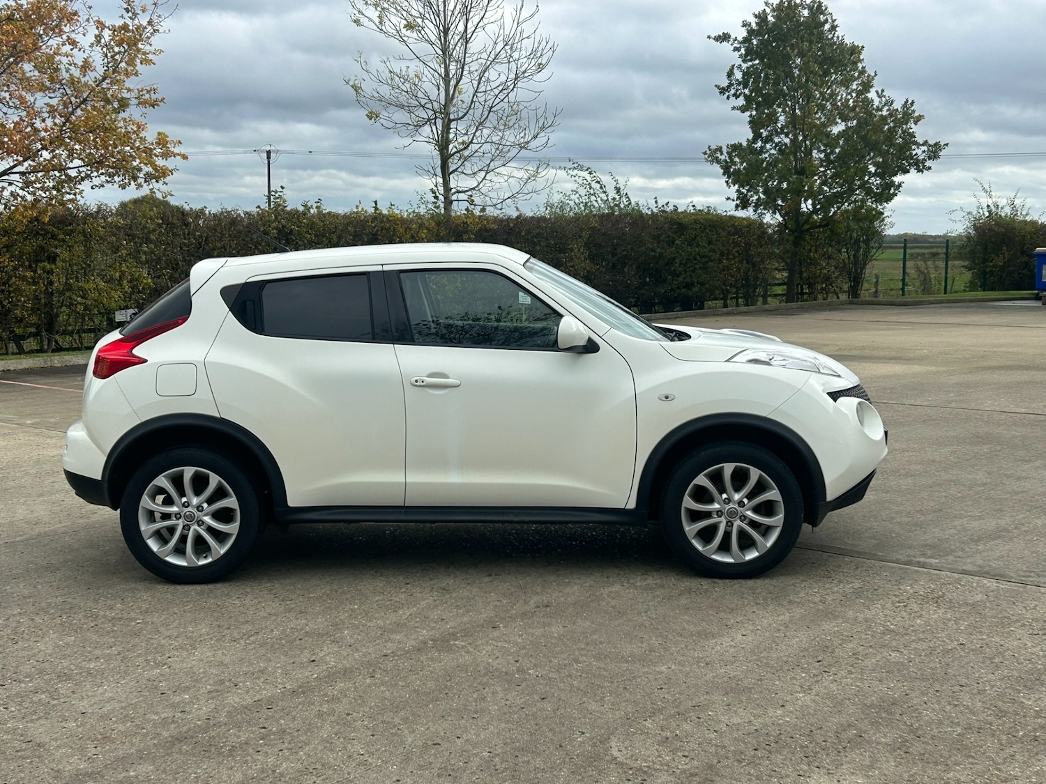 Used Nissan Juke 2013 for sale - 76452038: Photo 2
