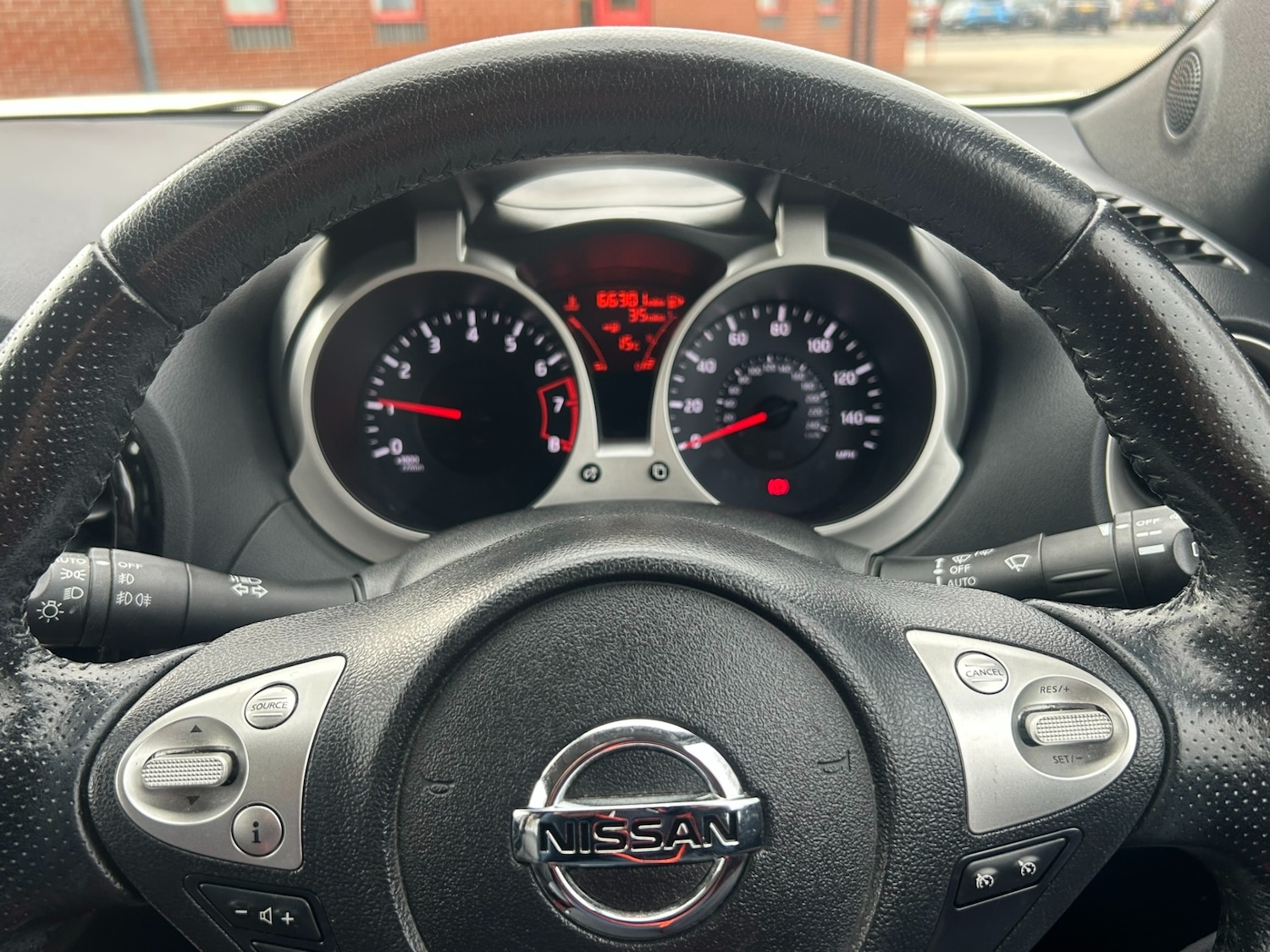 Used Nissan Juke 2013 for sale - 76452038: Photo 9