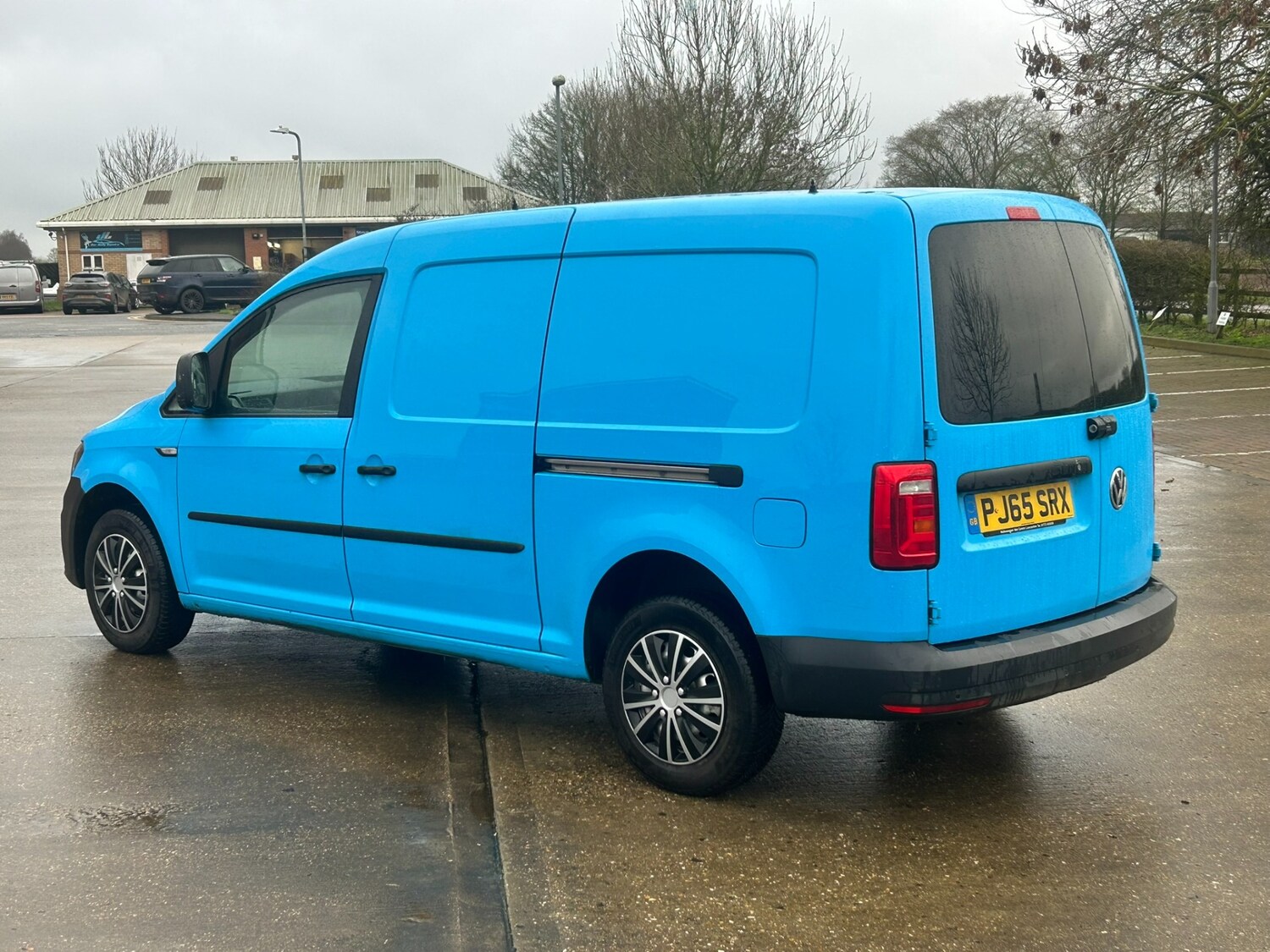 Used Volkswagen Caddy Maxi 2015 for sale - 77678913: Photo 4