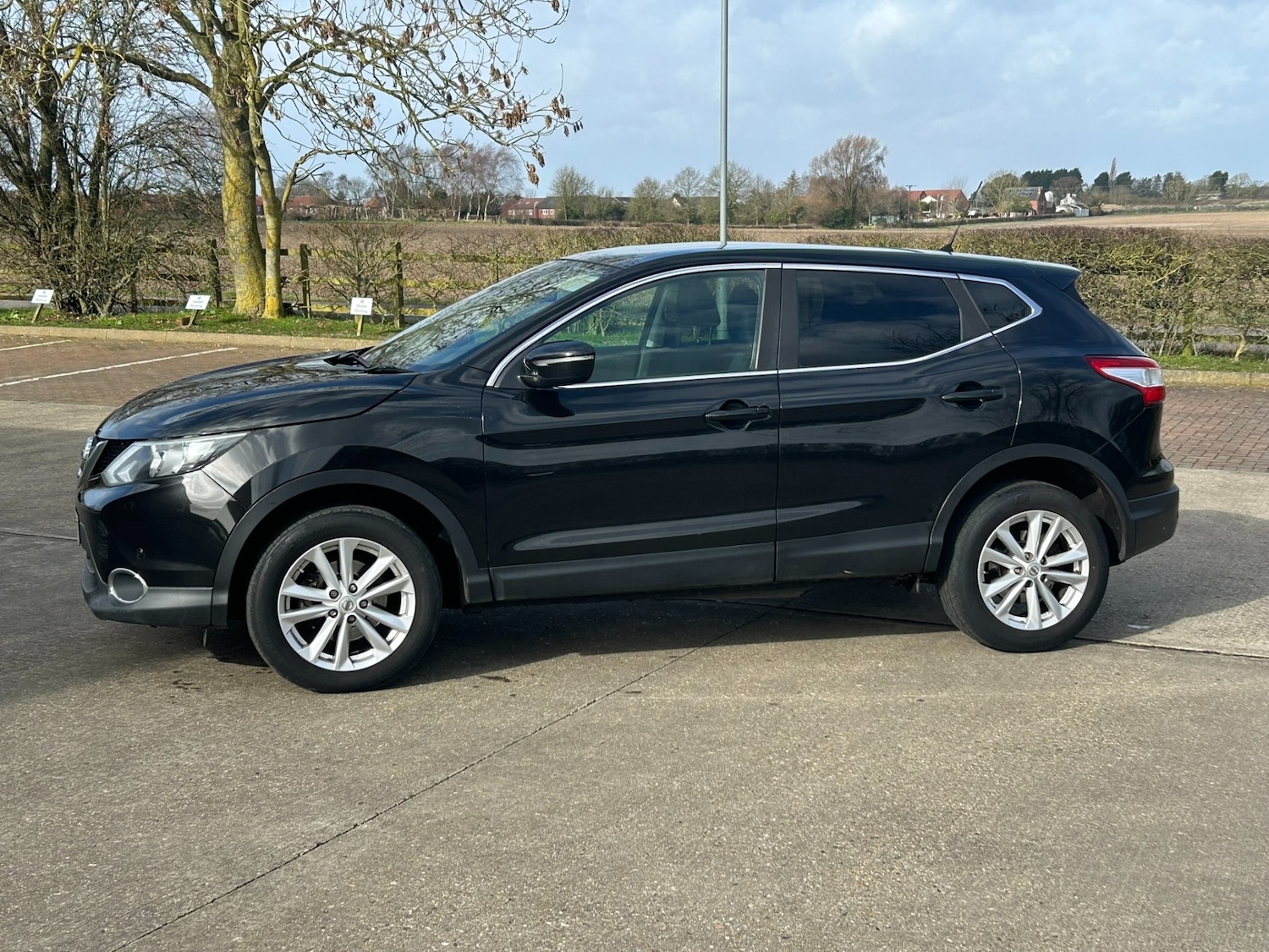 Used Nissan Qashqai 2014 for sale - 77678749: Photo 5