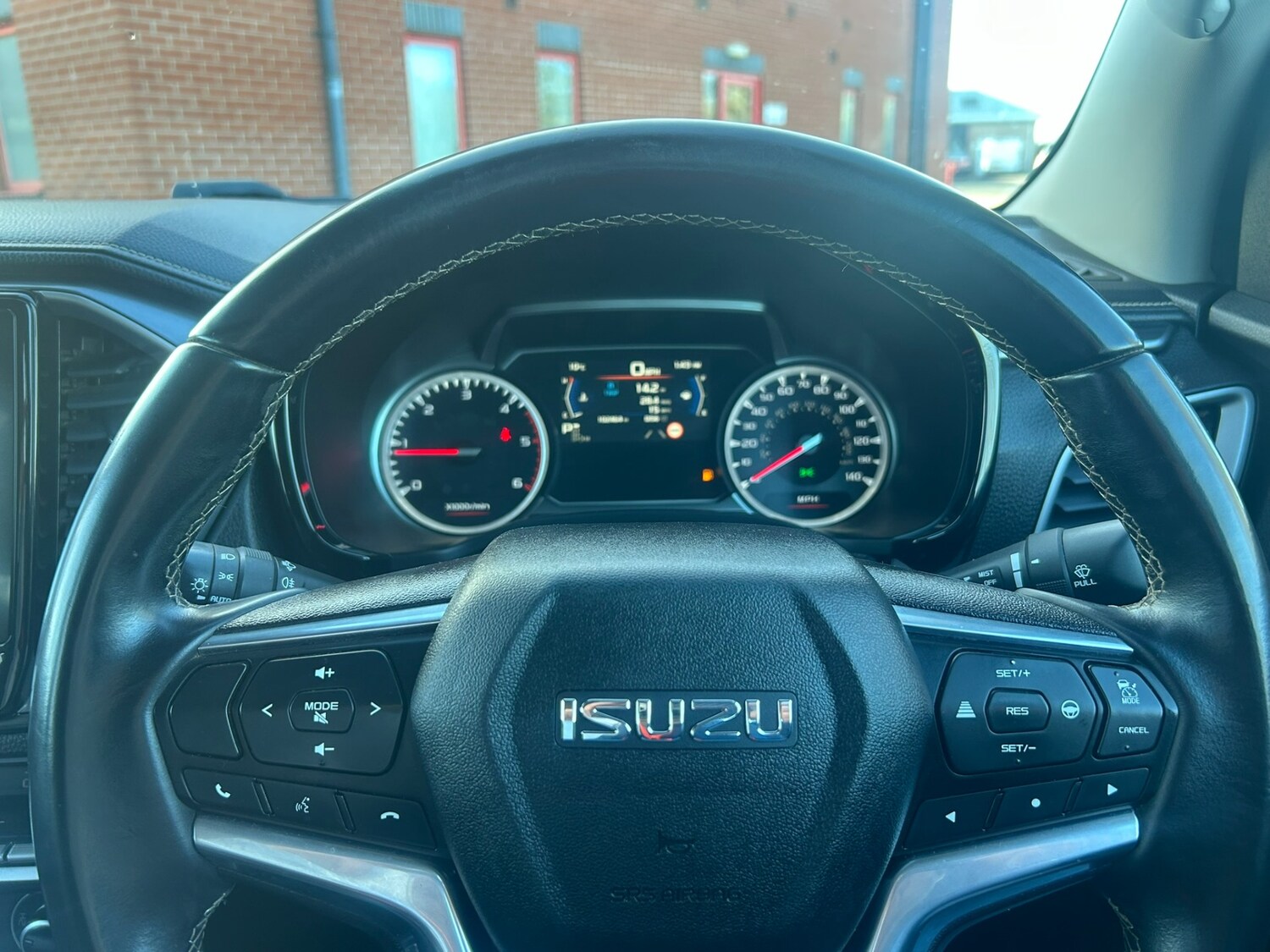 Used Isuzu D-Max 2022 for sale - 76748329: Photo 11