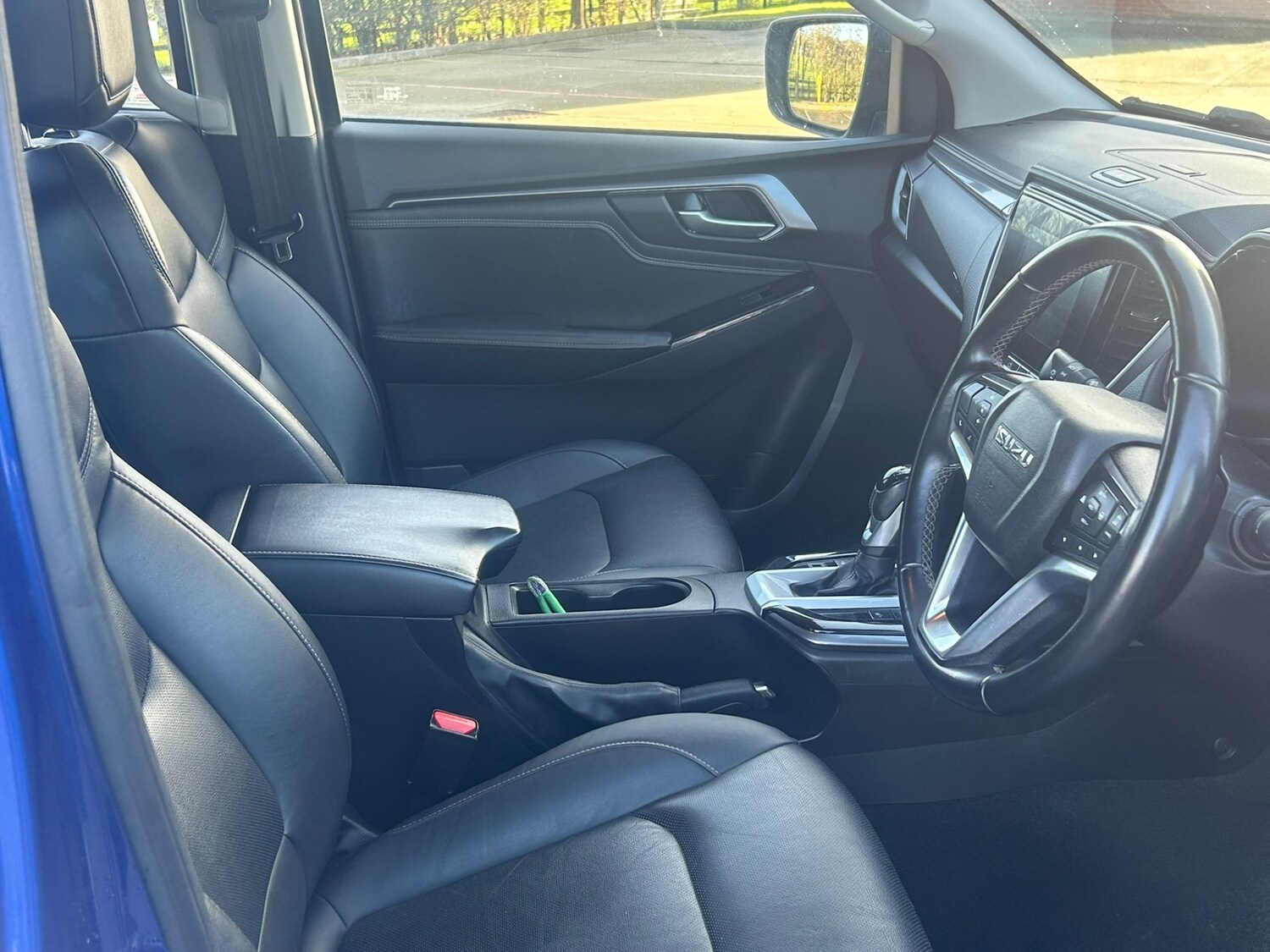 Used Isuzu D-Max 2022 for sale - 76748329: Photo 9