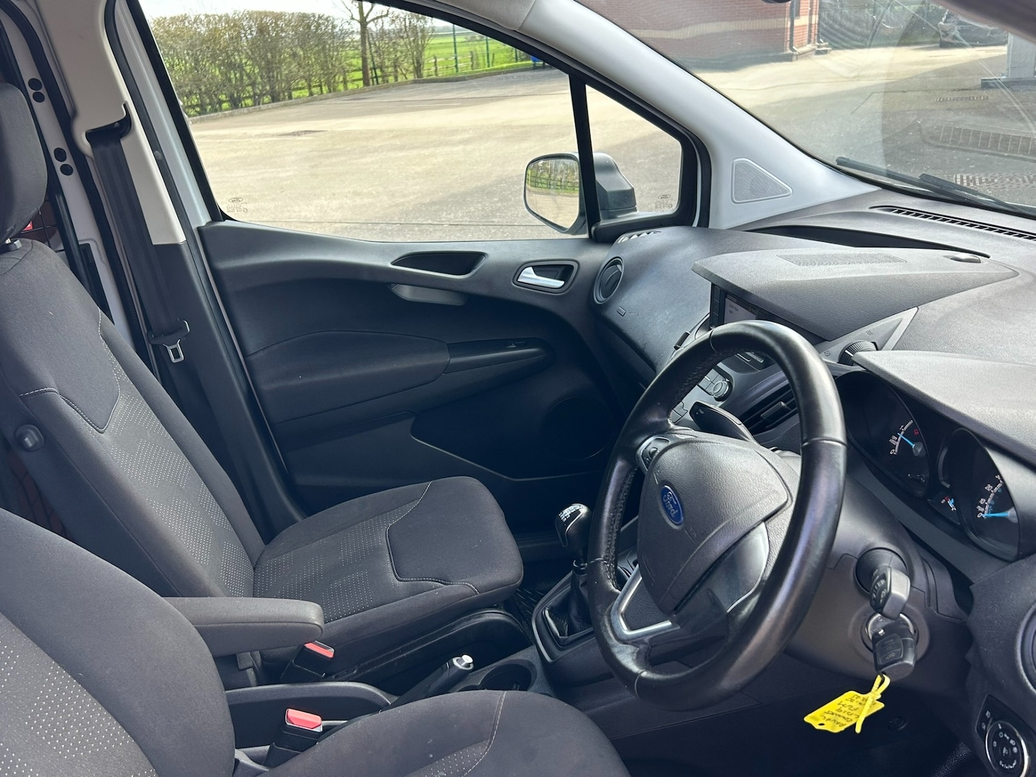 Used Ford Transit Courier 2019 for sale - 77715677: Photo 9