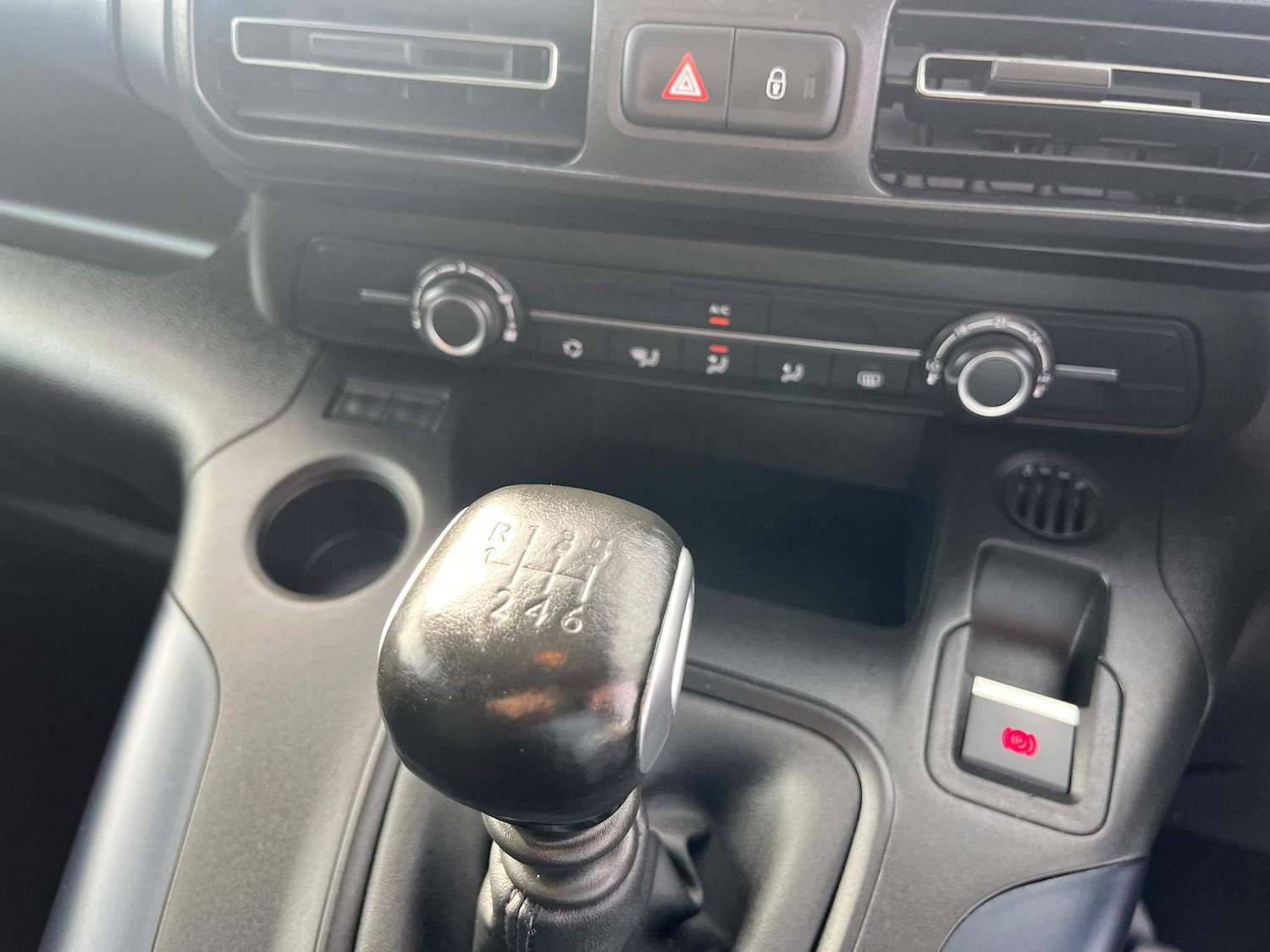 Used Peugeot Rifter for sale - 77192050: Photo 23